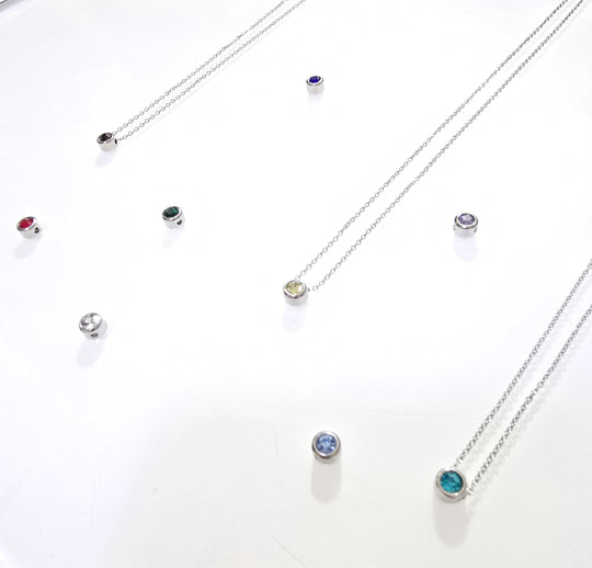 Small round birthstone necklace, silver